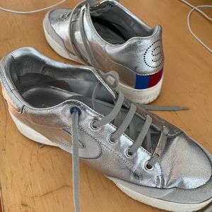 Stella McCartney sneakers good condition size 9